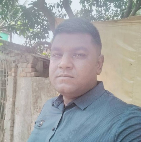 Akbar, 31, Florida