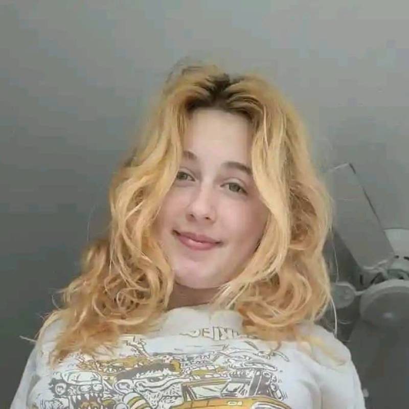 Sandra mercy, 25, garland