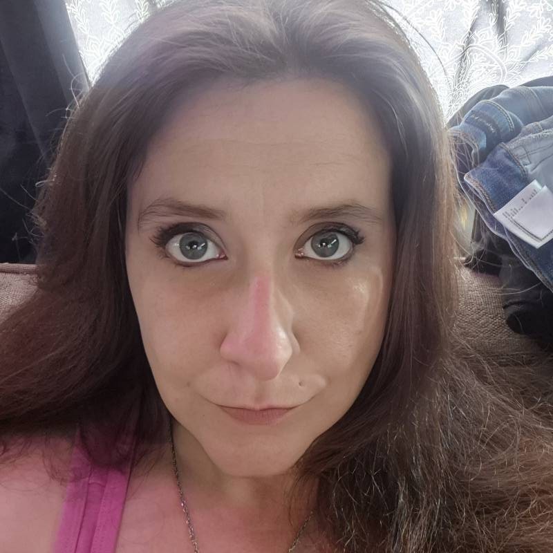 Valerie, 42, Bangladeshi