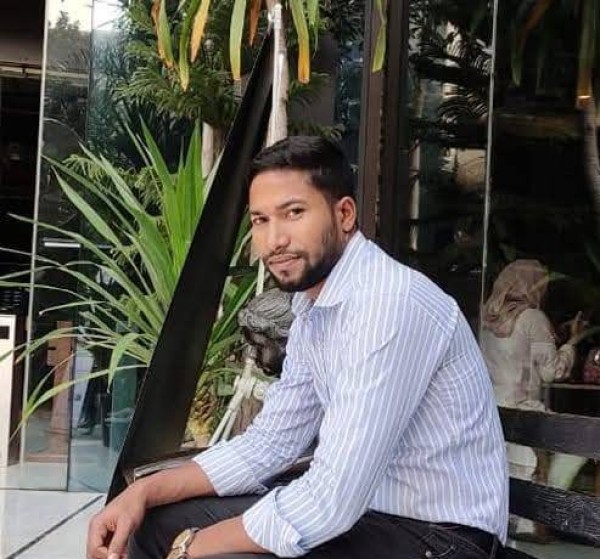 Maruf Islam, 26, Douala