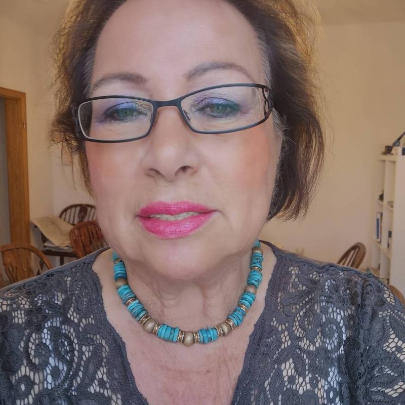 Edith, 76, London UK