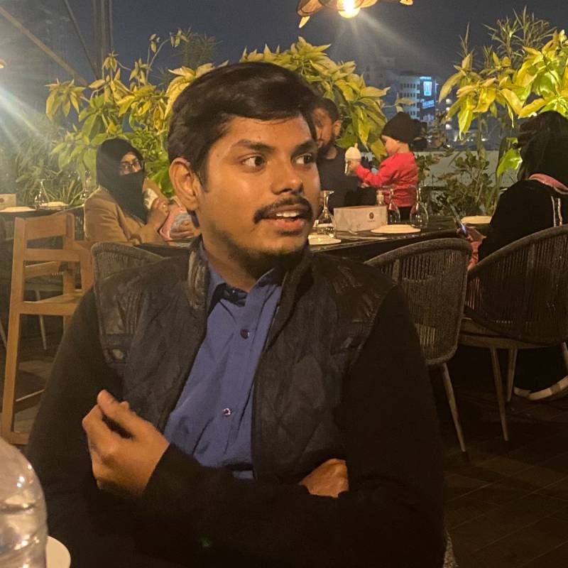 Maaz, 28, Bangladash
