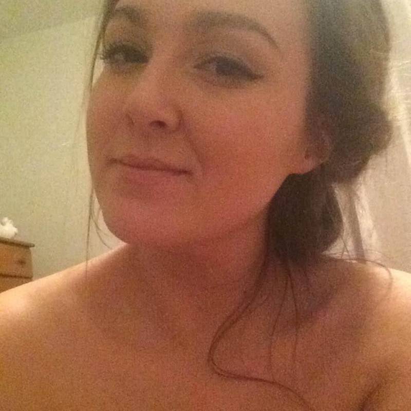 Alliaca, 33, Any