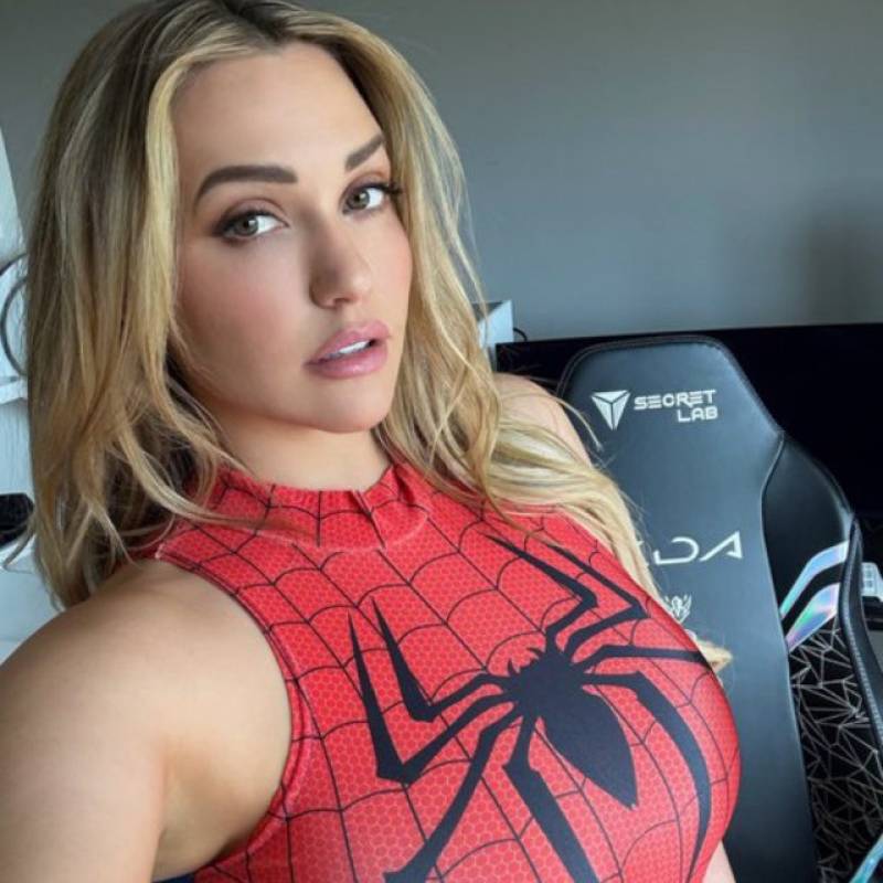 Whitney, 22, Michigan