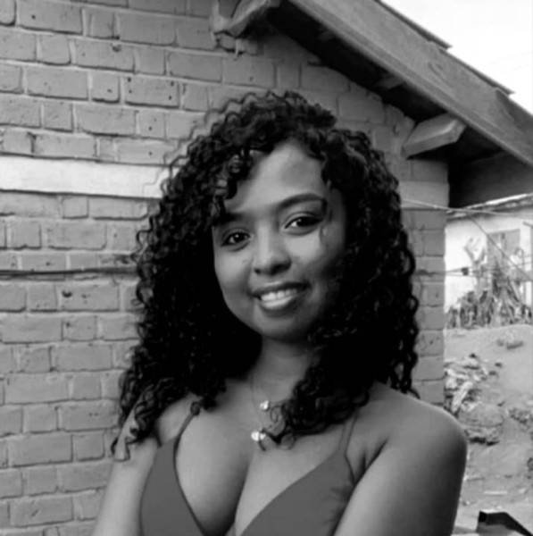 Essia, 32, NARAYANGANJ DHAKA BANGLADESH
