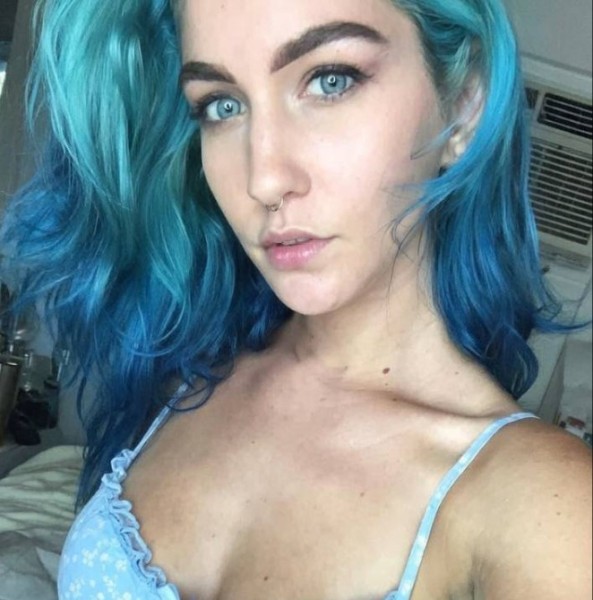 Haley, 23, uk