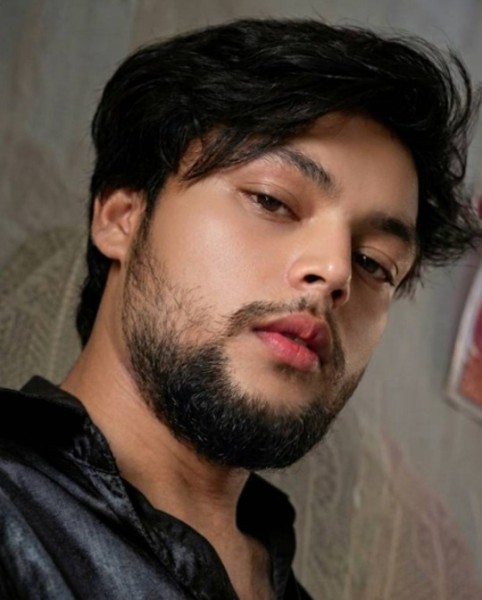 Usman, 26