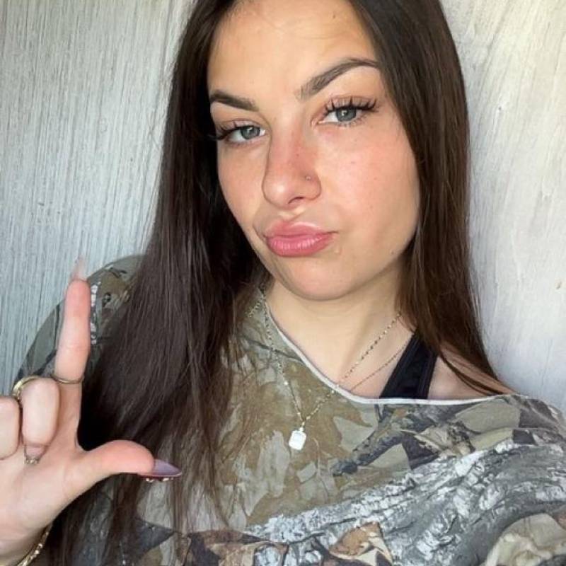 Briana, 27, Any