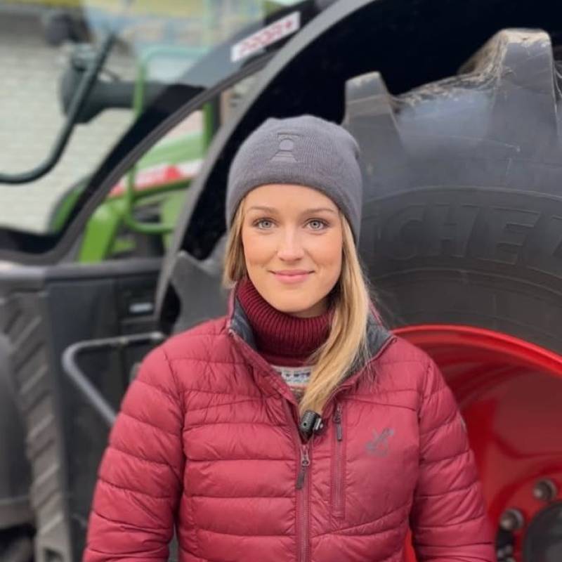 Maria Hoffman, 33, borguna