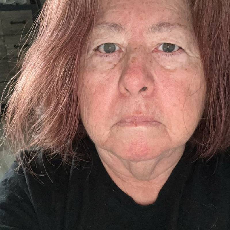 Brebda, 65, osaka