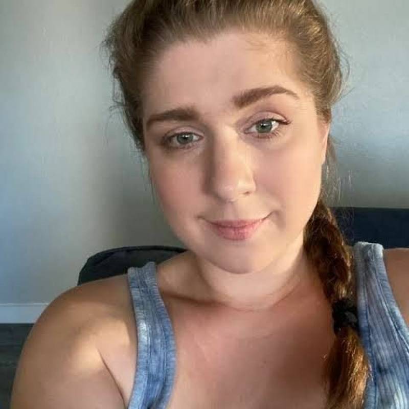 Catherine, 30, nogha