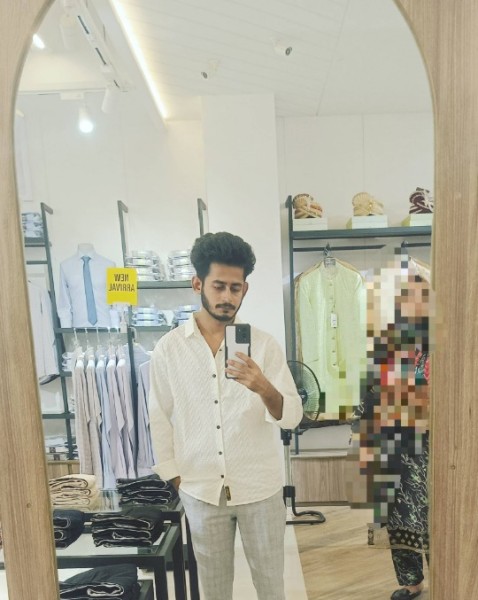 Pranto, 26, England