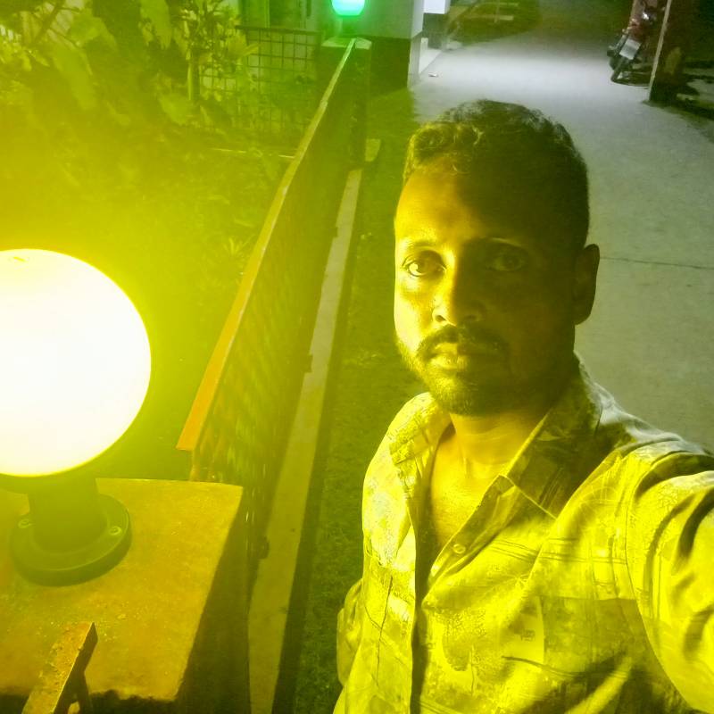 Munna, 31, Kenya