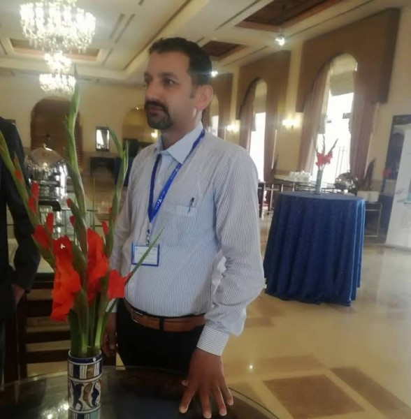 Shahid, 40, taxes