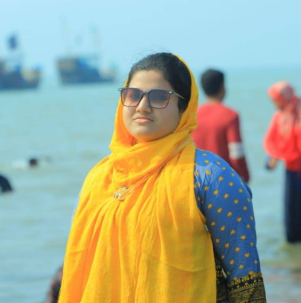 AKHNOOR, 25, England