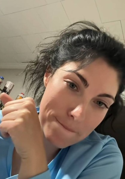 Taylor  Naomi, 35, California