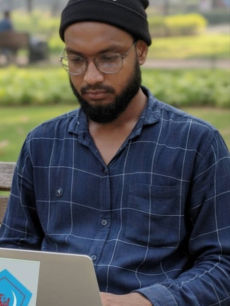 Abdolkarim, 28, Pakistan