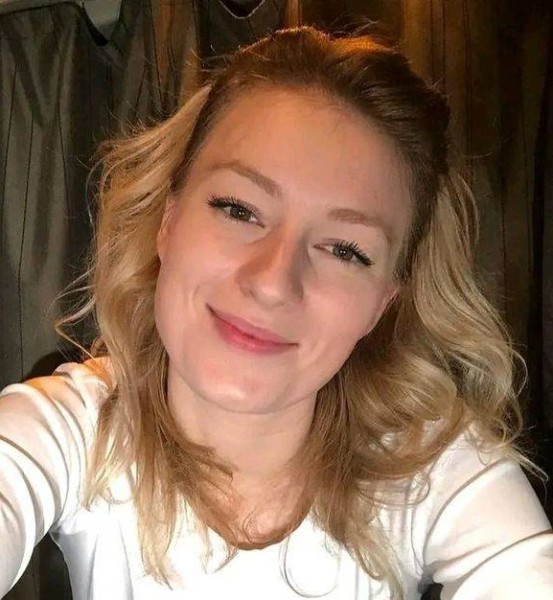 Lisa Kelly, 45, Palm Springs Ca