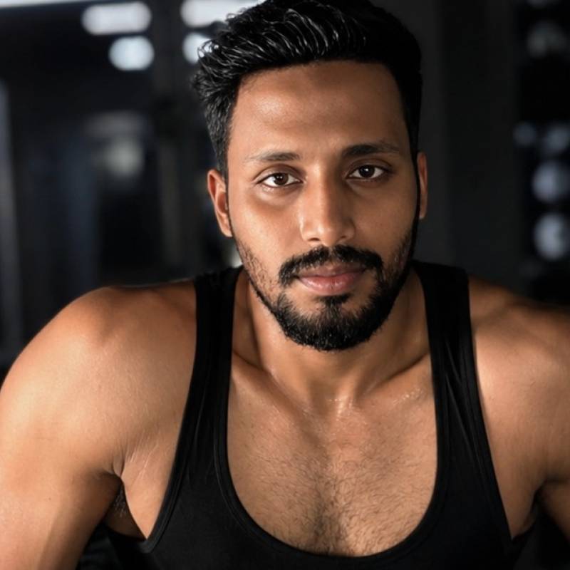 Mridul, 25, Montana