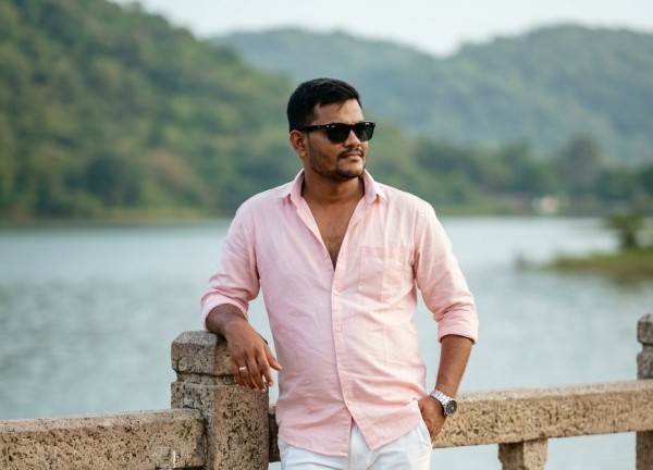 Rayhan, 23, Ohio