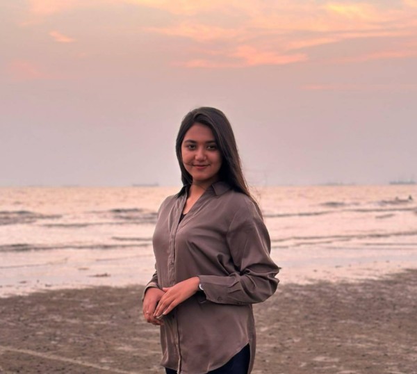 Tabassum, 27, Dhaka
