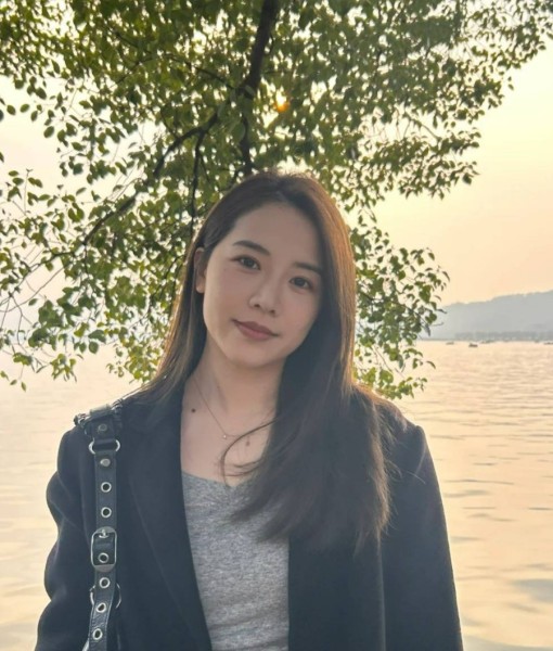 Mia, 35, United state