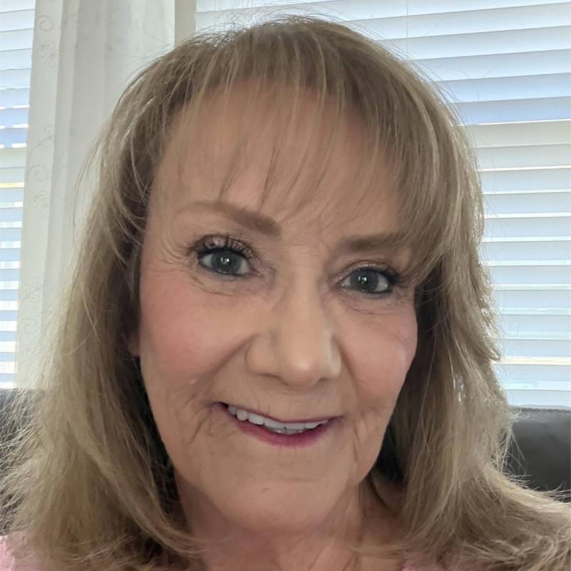Rebecca, 47, Florida