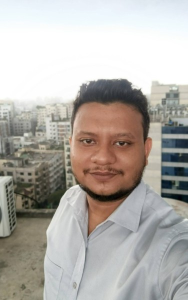 Hasnain, 27, Senegal