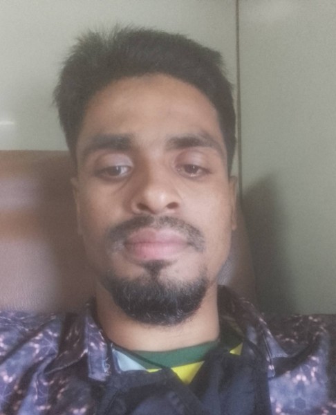 Elias, 31, Douala