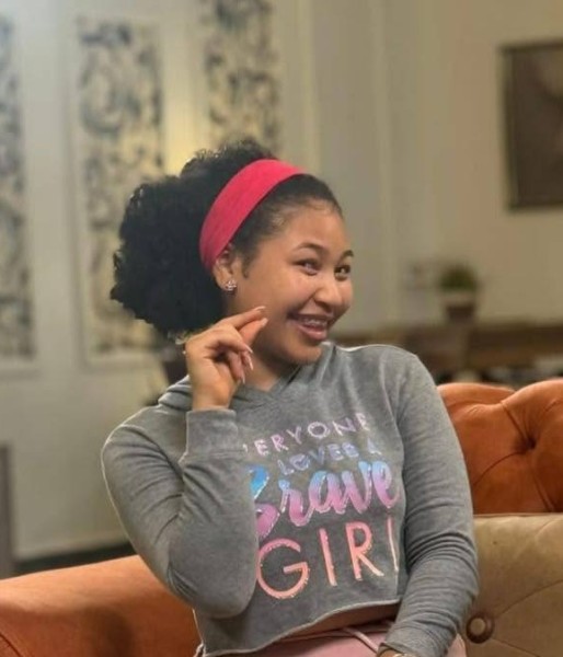mary joshua, 22, Mexico city