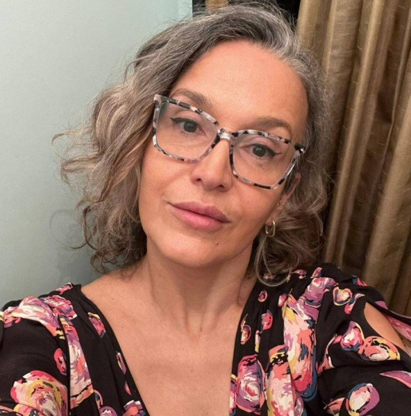 Kate, 58, Afghanistan