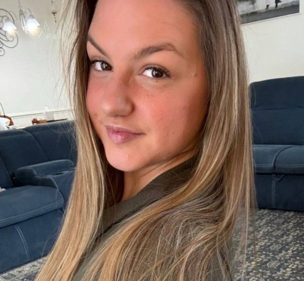 Olivia, 23, Toronto