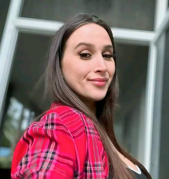 Natasha Adams, 34, United kingdom