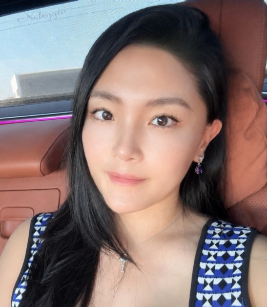 jiaqi, 39, B