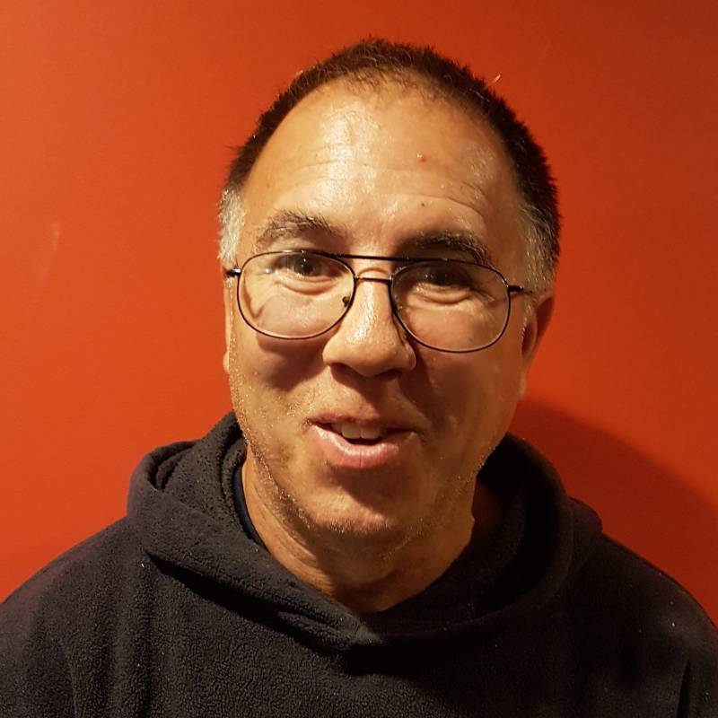 TREVOR, 63, Frankfurt