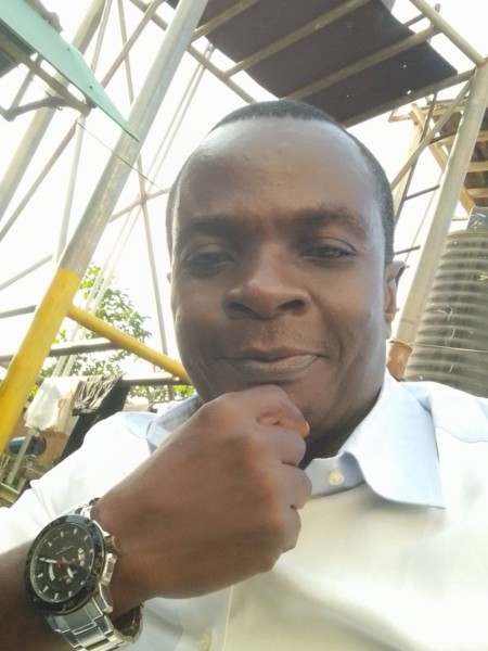 Christian, 46, Sharja