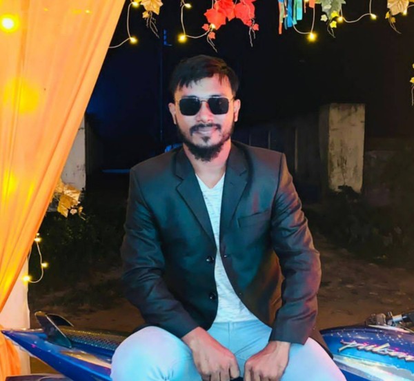 HABIB, 28, Kushtia