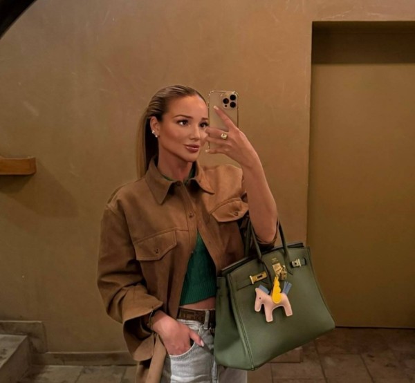 Lisa, 38, United Kingdom