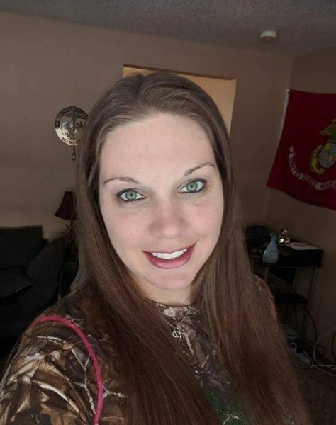 Laura, 39, Ghana