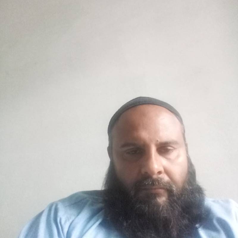 Shakir, 47, Rawabi area