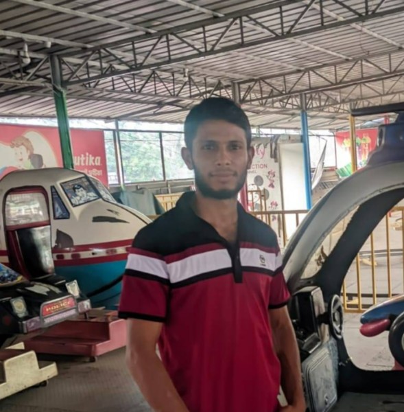 Robel, 29, Cameroon