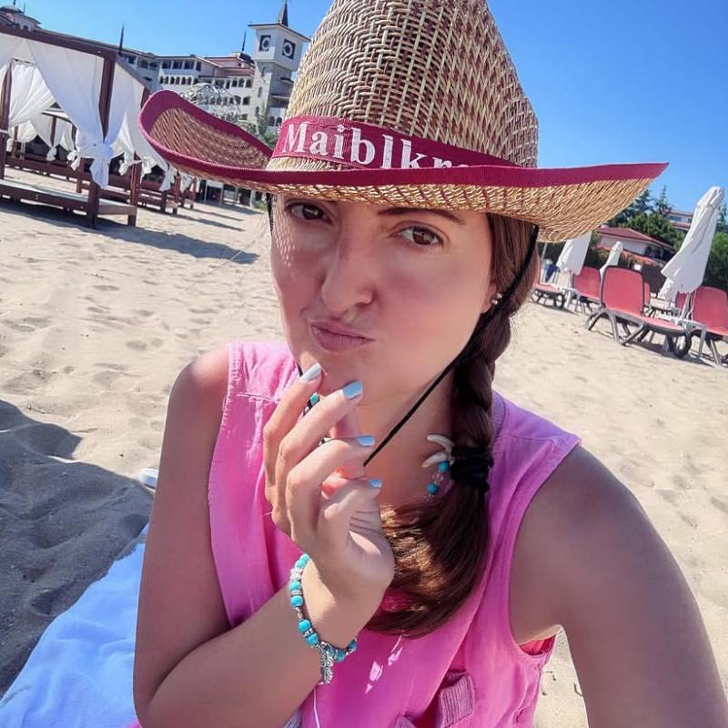 Jessica, 40, Sharja