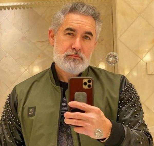 Robert, 62, United state