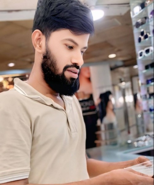 Ovi, 35, Sharja
