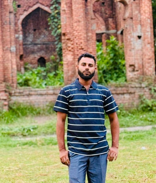 Habib Munshi, 26, Illinois