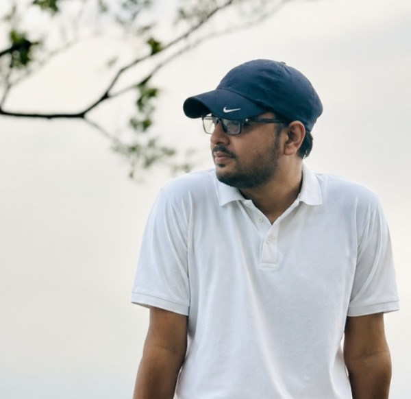 Parvas, 33, Magura Khulna Bangladesh