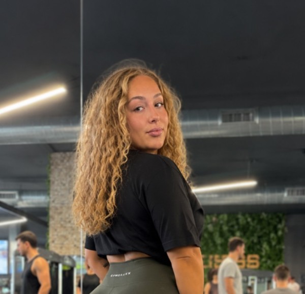 Alicia, 35, Bhola