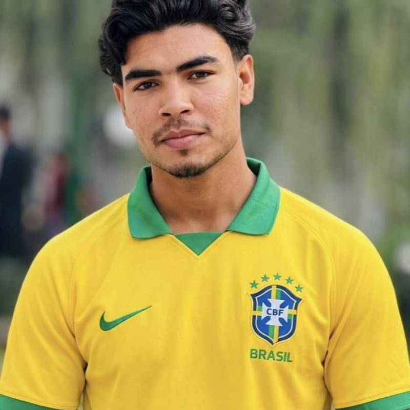 Farabi khan, 30, Colombia