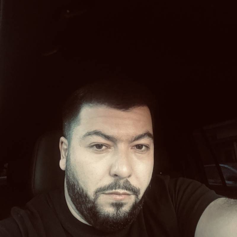Vahagn, 34, Los Angeles California