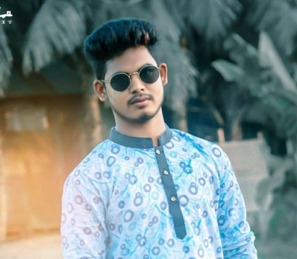Mahadi Hasan Ovi, 28, USA